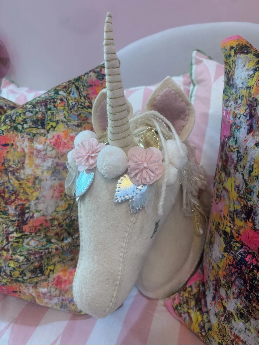 BRAND NEW Mud Pie Cream and Pink Sparkle Unicorn Wall Decor Girls Room